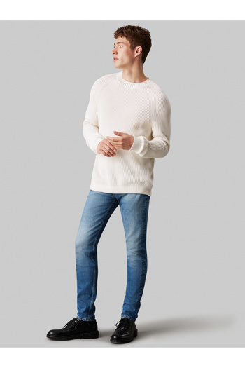 Calvin Klein Men Denim Dark Tapered Jeans