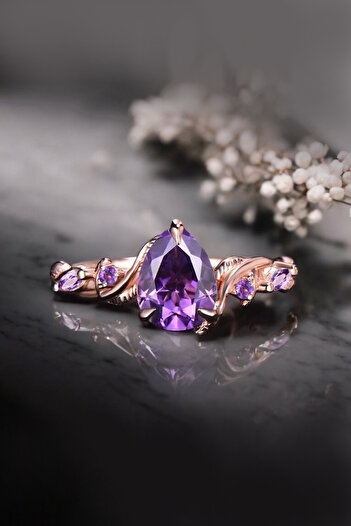 My Diamond Damla Mor Ametist Taşlı Yaprak Tasarım Altın Yüzük