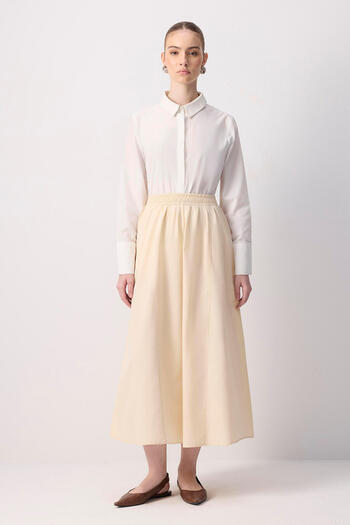 Touché Privé Belted Woven Skirt