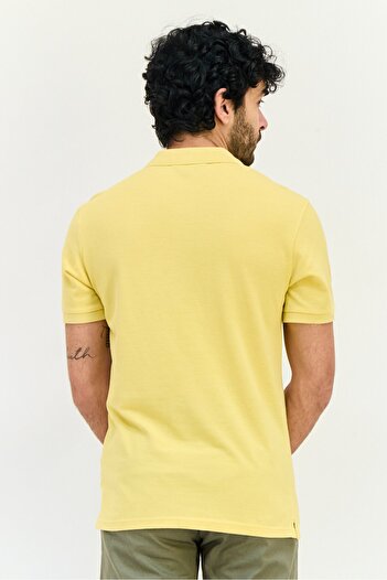 Lee Men Regular Fit Embroidered Logo Short Sleeves Polo Shirt, Light Yellow