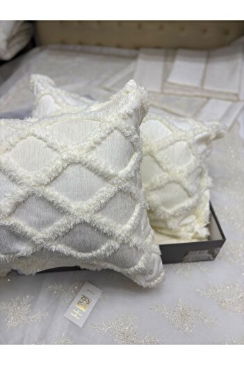 FİBELLA HOME COLLECTİON Tek Kişilik İskandinav Krem Püsküllü Yatak Örtüsü 180x250 - Yastık 50x70 - Kutulu