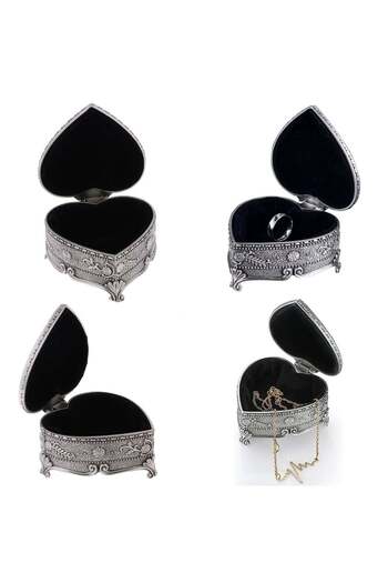 PUFO Metal antimony box for storing and organizing jewelry and accessories, heart-shaped model, silver