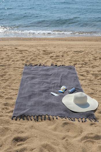 the ramify Coastline Double Sided Curl 100X180 cm Unpainted 100% Organic Cotton Fringed Beach Towel
