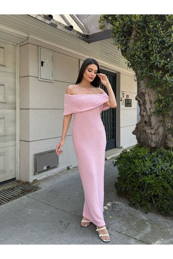 Lusin Women's Pink Embossed Detailed Off-The-Shoulder Madonna Collar Long Dress