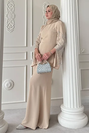 InStyle Βραδινό φόρεμα με κομμένο μανίκι με πέτρα μπεζ
