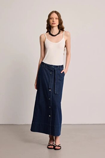 Gusto Fusta lungă din denim cu centură - albastru