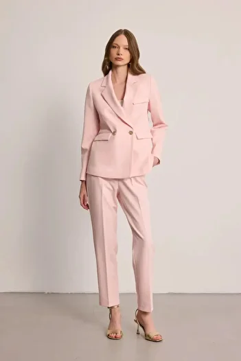 Gusto Pleated Cigarette Pants - Pink