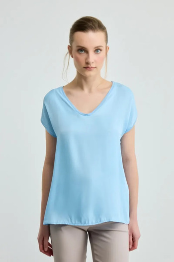 Gusto Μπλε V Neck Öเหน Σατέν Tshirt