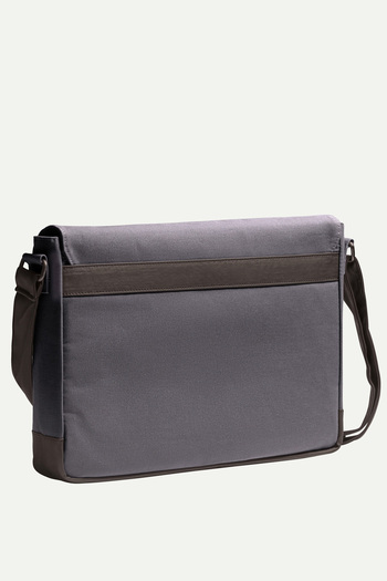 KAFT Unisex Horizontal Messenger Bag - Nevend - Plum