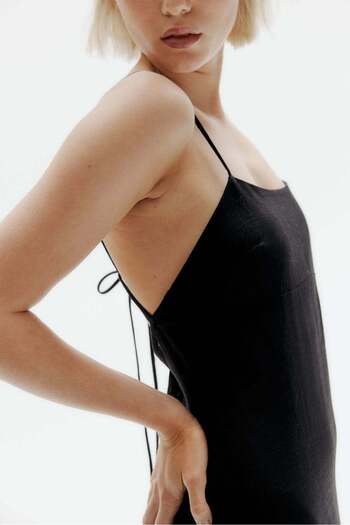 H&M Tie-detail maxi dress