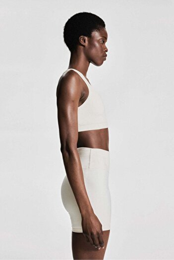 H&M Medium Support Sports bra with SoftMove™