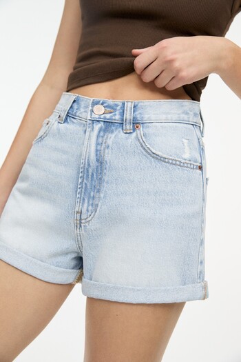 Pull & Bear Kıvrık paça denim mom şort