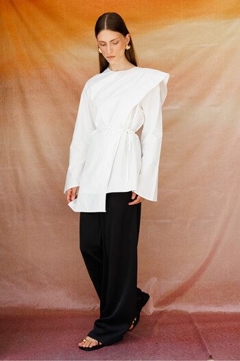 KUAD Poplin Blouse - Ecru Shawl Detailed