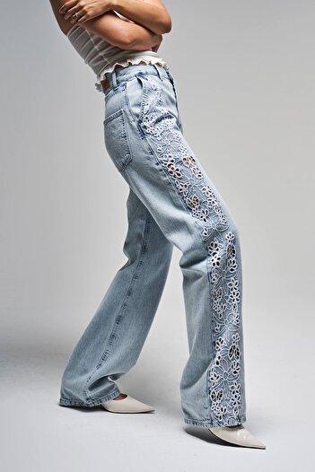 its basic Women's Snow Denim Color 3S5-3 Lace Embroidered Loose Fit Mid Waist Inner Length 83 cm Design Denim Jean
