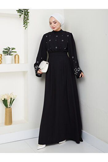EFSUN MODA KADIN TESETTÜR NAKİŞLİ ELBİSE BALAMALI