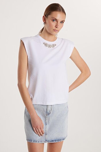 Tudors Women's Relax Fit Zero Sleeve Cotton Crew Neck White T-Shirt