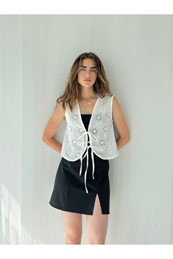 Retrobird Front Tie Vest Blouse Top White Women