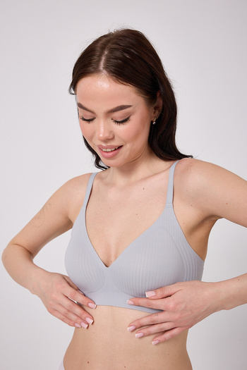 Bernato # Comfortbra Seamless Striped Textured Gathering Bra – Laser Cut, Stretchy Construction, Everyday Comfort