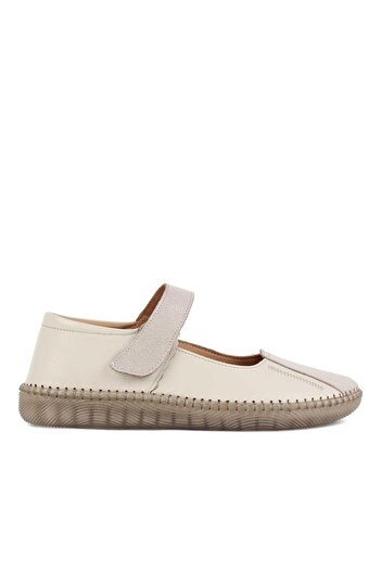 Celal Gültekin Women's Beige Strappy Front Closed Leather Shoes