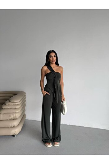 LUC official Women's Asymmetrical Cut Blouse Pants Suit