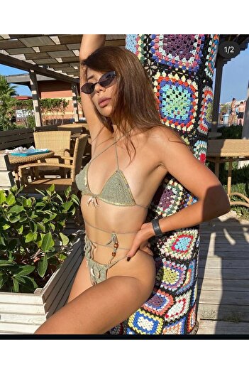 scyllastore Kadın Malia Özel Tasarım Fildişi Aksesuarlı Yeşil Tanga Bikini Takımı