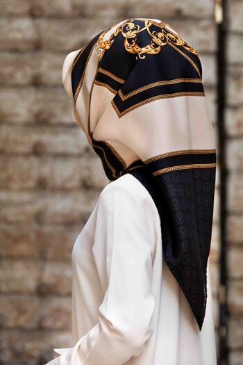 Vissona Twill Silk Scarf Black, Cream
