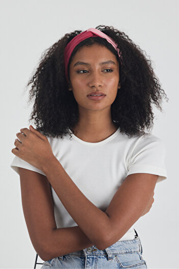 Butikgiz Λευκό κοντομάνικο Crew Neck Body Fitting Camisole Crop + Bandana Σετ 100% Παντελόνι, Ευέλικτο Άνετο