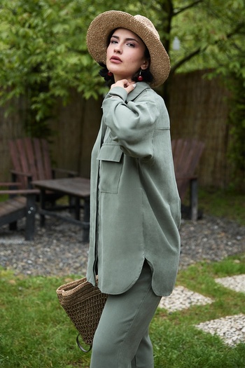 InStyle Σετ δύο τεμαχίων με λεπτομέρεια τσέπης Modal Khaki