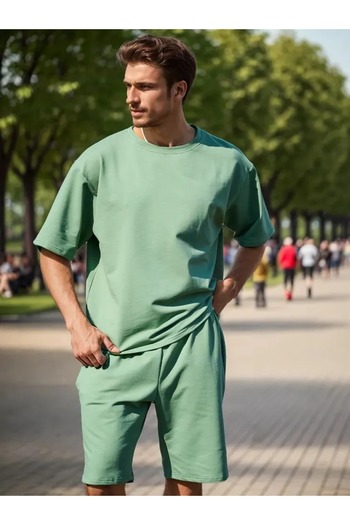 PENTHİLUS Casual Plain Print Short-Sleeved Round Neck T-Shirt and Shorts