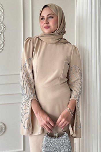 InStyle Βραδινό φόρεμα με κομμένο μανίκι με πέτρα μπεζ