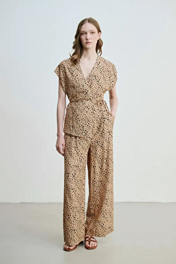 Gusto Leopard Patterned Wide Leg Trousers - Camel
