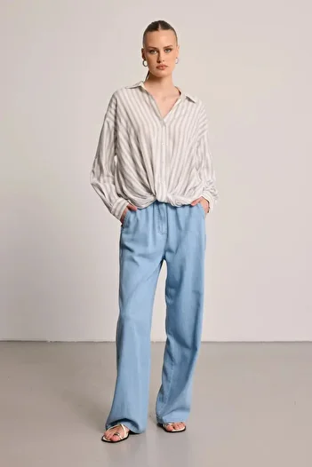 Gusto Striped Shirt with Turned Front - Gray