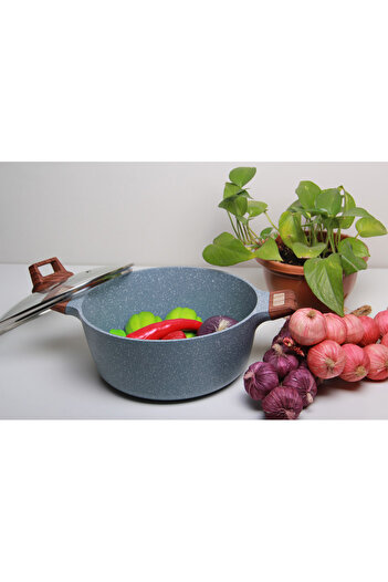Generic Granite pot with glass lid, size 20