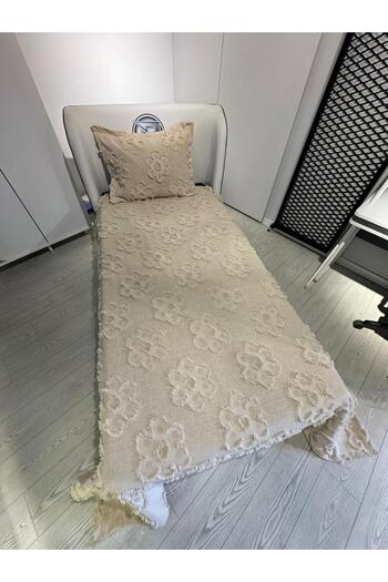 BlueMaison Estiva Puffy Single Bedspread Daisy Beige
