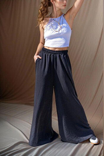 bacc Women's Black Elastic Waist Pocket Wide Leg Soft Textured Loose Trousers Bcbsk-25700-3391