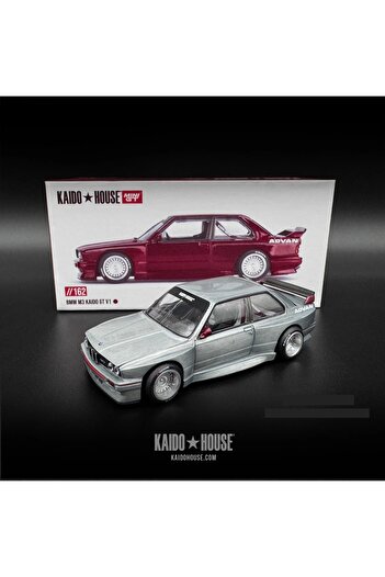 mini gt x Kaido //162 BMW M3 (E30) Kaido GT V1 ''Chase!!''