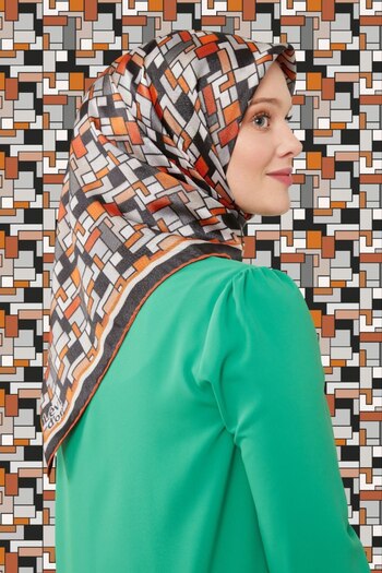 Levidor Geometric Check Pattern Sparkling Crystal Scarf