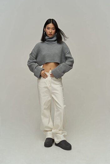 MAİ COLLECTİON Pulover crop gri cu gât Revue