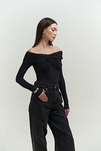 MAİ COLLECTİON Vanni Cross Detail Black Long Sleeve Blouse