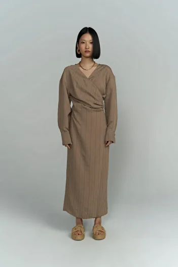 MAİ COLLECTİON Φόρεμα Bella Midi Mink