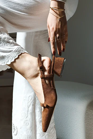 POLKA STORE Simple Pointed Toe Single Strap Buckle Block Heeled Women's Shoes
