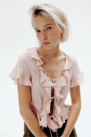 H&M Flounced blouse