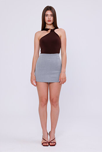 LA PANTE Gray Mini Shorts Skirt with Normal Waist Back Shorts Look