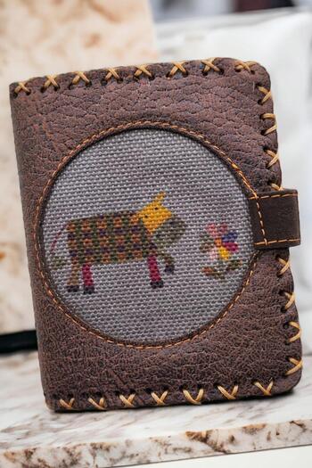 Fildişi Aksesuar Handmade Women's Wallet Vegan Leather Dark Brown Color with Cow and Flower Image