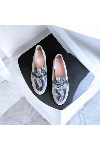 NE&VE SHOES Gray Suede Genuine Leather Black Snake Garnished Women's Loafer Shoes