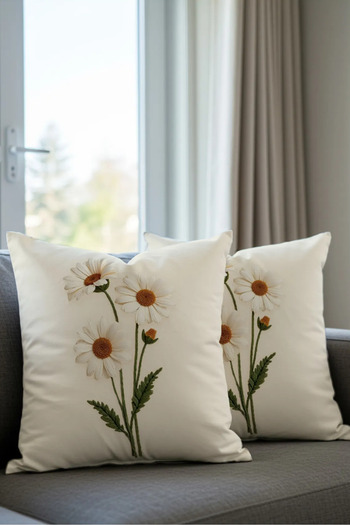 BudaBu Punch Embroidery Patterned Digital Printed Cream Background White Daisy Patterned 2-Piece Throw Pillow Cover