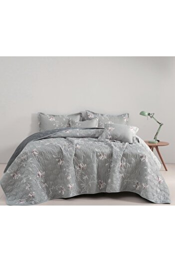 Mark A king-sized summer microfiber double bed sheet that adds beauty and elegance to your room, measuring 230*250cm.