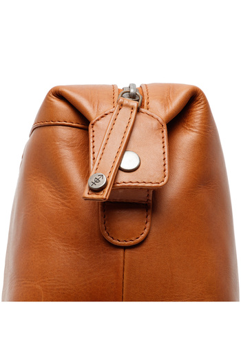 The Chesterfield Brand The Chesterfield Brand cosmetic bag, made of genuine leather, Westport