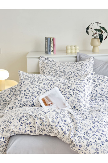 Donetella Printed Duvet Cover Set 6-Pcs – King Size 220x240 cm, Microfiber Fabric, No Filler Inside