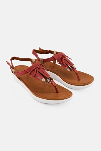 Fitflop Women Tia Fringe Toe Adjustable Buckle Closure Sandals, Rose Red